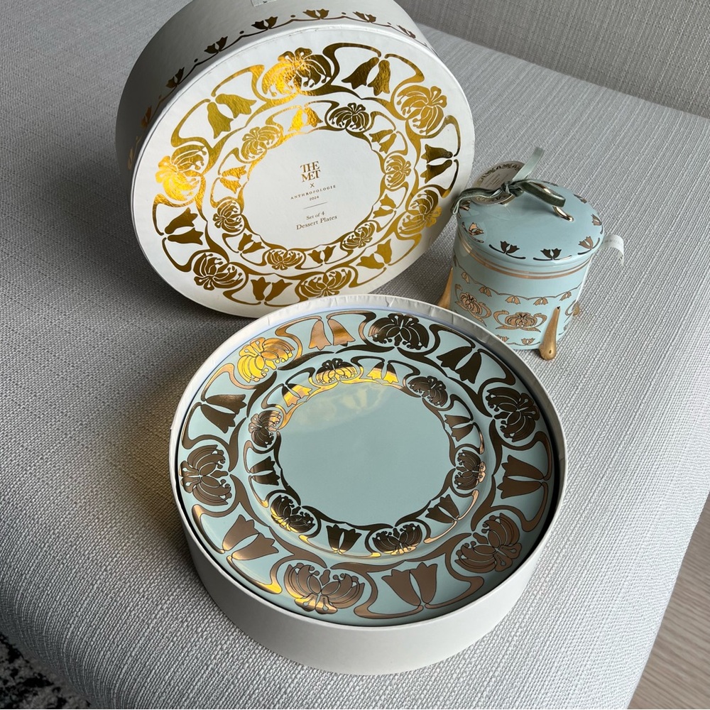 Anthropologie x Met Gala Bundle Dessert Plat and Candle Set - Picture 3 of 12